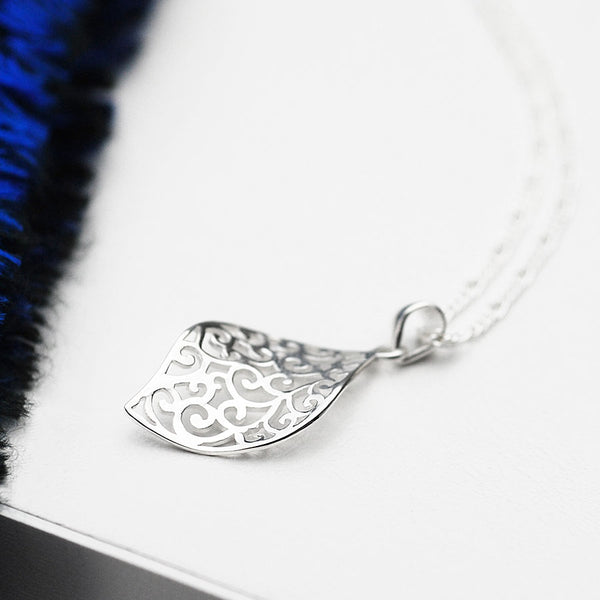 Nara Pendant